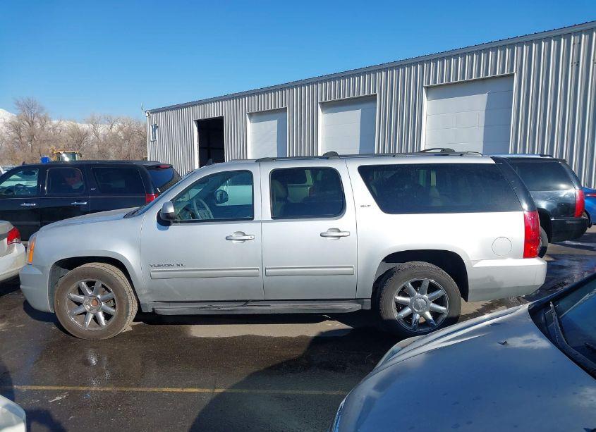 Photo 14 of 2011 Gmc Yukon XL 1500 SLT (VIN 1GKS1KE02BR334284)