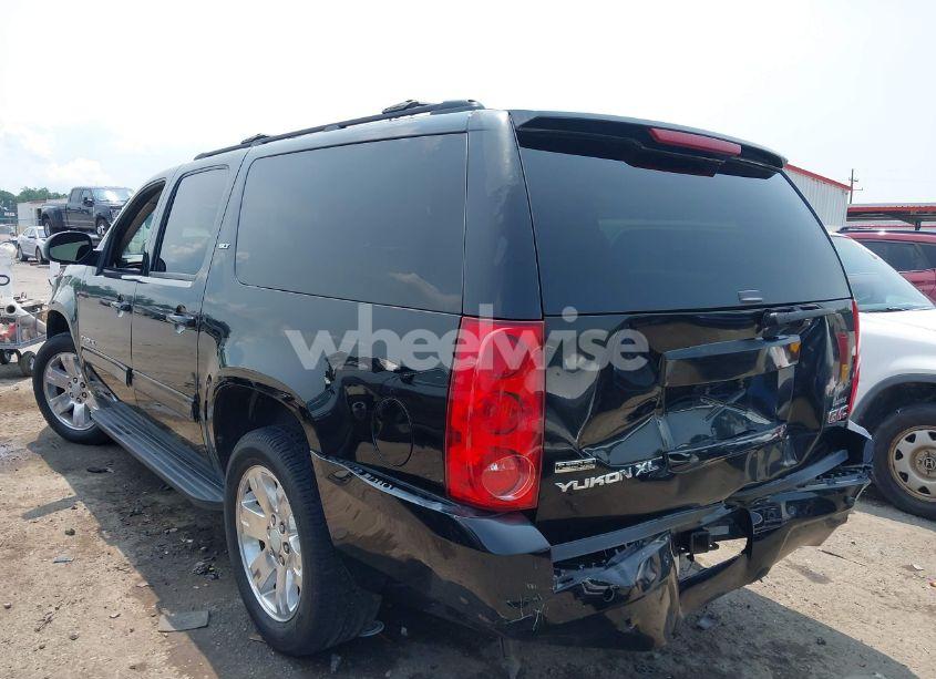Photo 3 of 2011 Gmc Yukon XL 1500 SLT (VIN 1GKS1KE06BR398442)