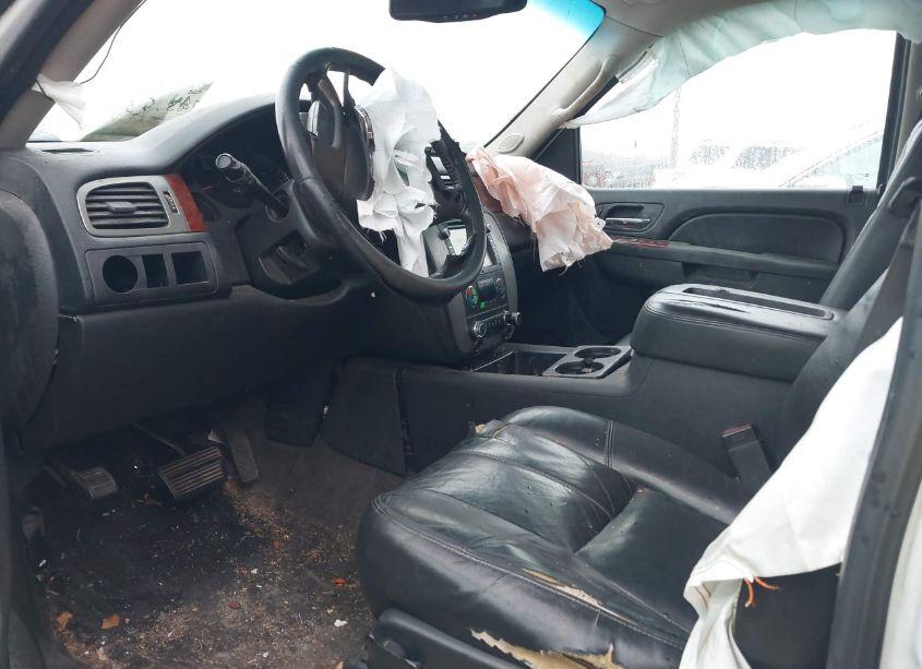 Photo 19 of 2013 Gmc Yukon XL 1500 SLT (VIN 1GKS1KE08DR310350)