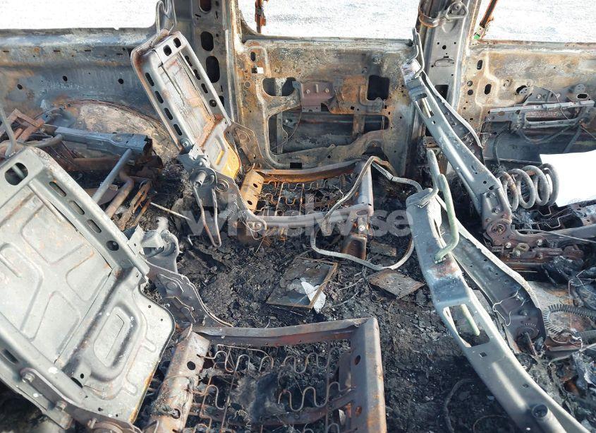 Photo 8 of 2011 Gmc Yukon XL 1500 SLT (VIN 1GKS1KE0XBR278126)