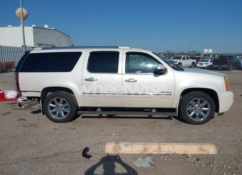 Photo 14 of 2011 Gmc Yukon XL 1500 DENALI (VIN 1GKS1MEF0BR257589)