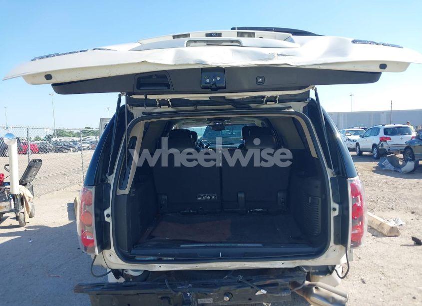 Photo 18 of 2011 Gmc Yukon XL 1500 DENALI (VIN 1GKS1MEF0BR257589)