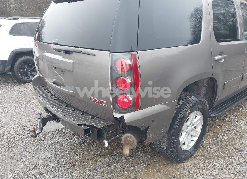 Photo 6 of 2011 Gmc Yukon SLE (VIN 1GKS2AE0XBR249314)