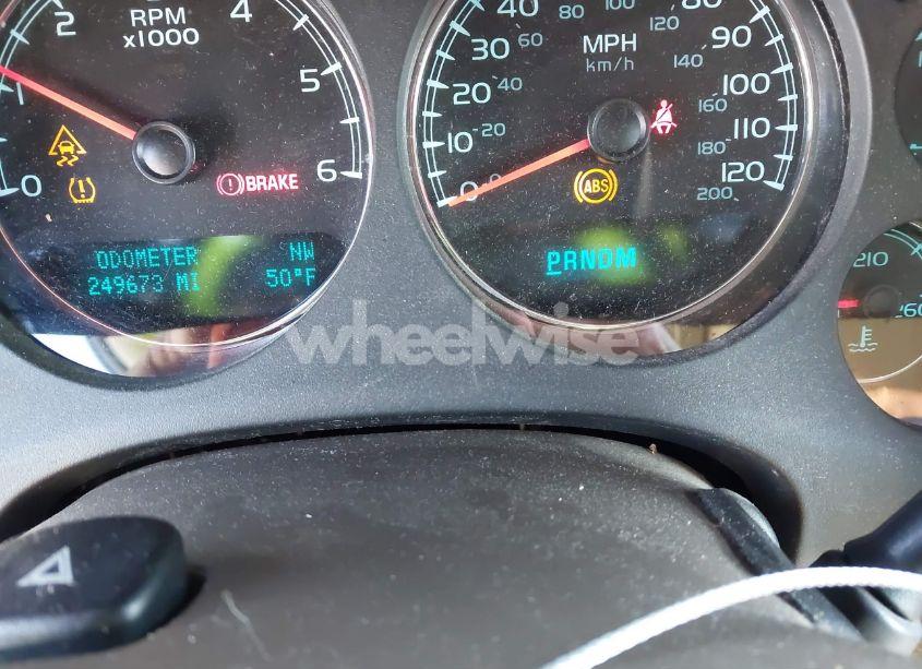 Photo 7 of 2011 Gmc Yukon SLE (VIN 1GKS2AE0XBR249314)