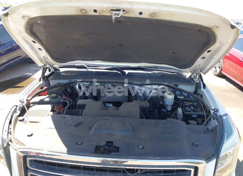 Photo 10 of 2016 Gmc Yukon SLE (VIN 1GKS2AKC6GR199646)