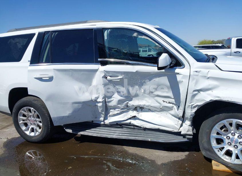 Photo 13 of 2016 Gmc Yukon SLE (VIN 1GKS2AKC6GR199646)