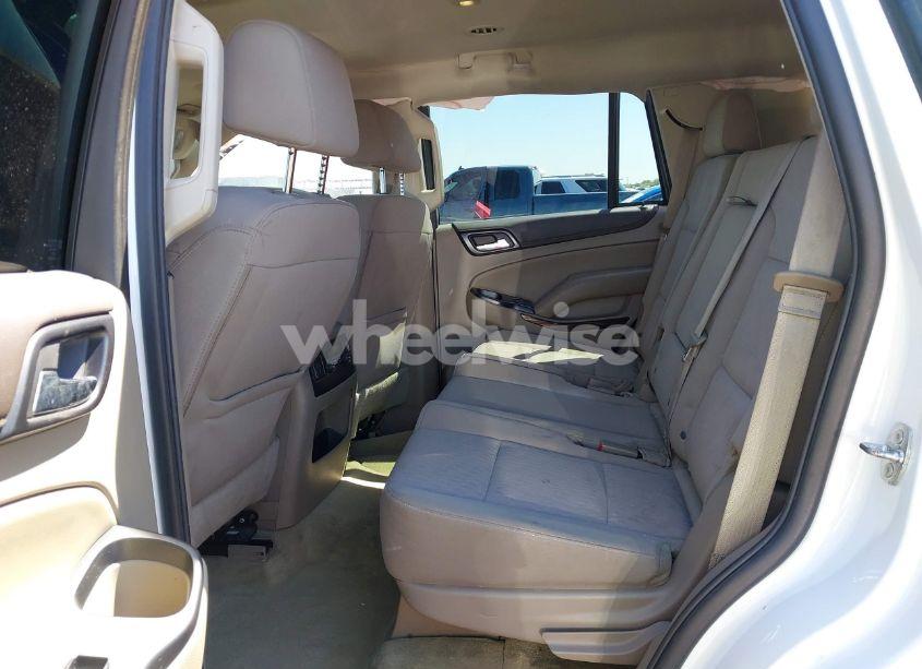 Photo 8 of 2016 Gmc Yukon SLE (VIN 1GKS2AKC6GR199646)