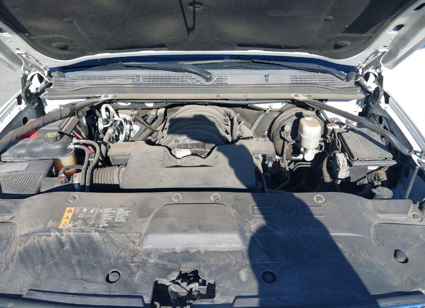 Photo 10 of 2019 Gmc Yukon SLE (VIN 1GKS2AKC7KR400527)