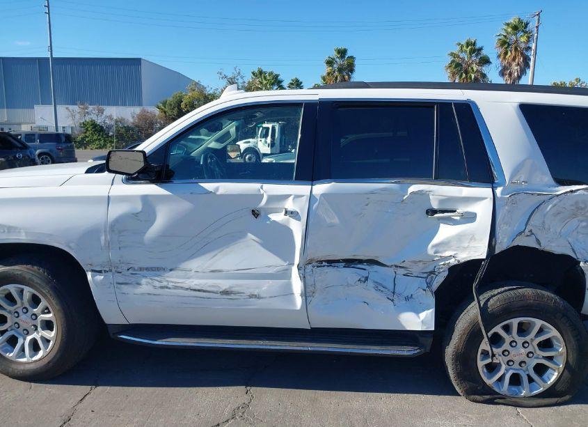 Photo 14 of 2019 Gmc Yukon SLE (VIN 1GKS2AKC7KR400527)