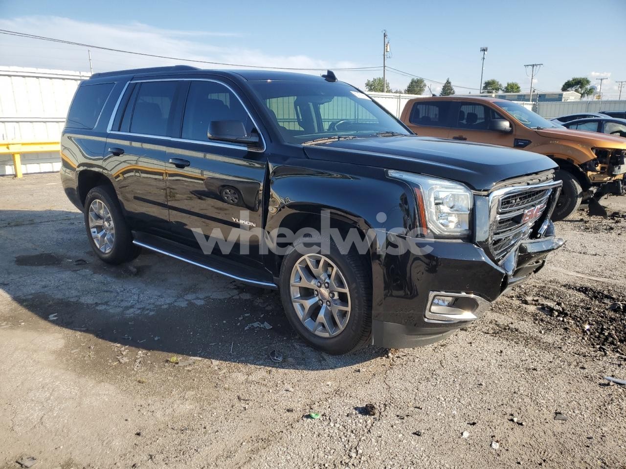 Photo 4 of 2019 GMC YUKON SLE (VIN 1GKS2AKC8KR375069)