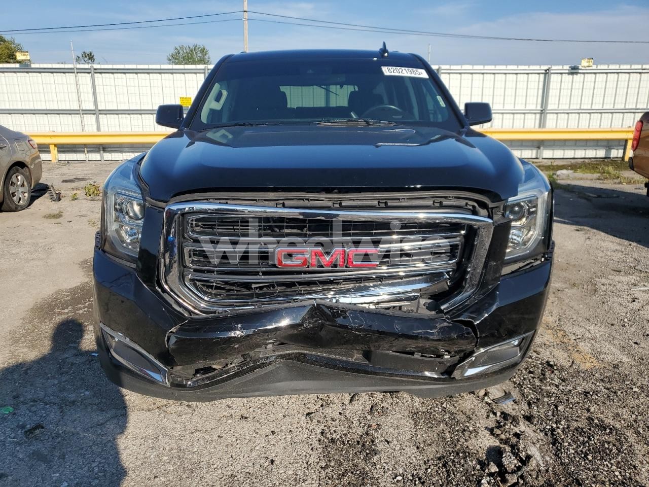 Photo 5 of 2019 GMC YUKON SLE (VIN 1GKS2AKC8KR375069)