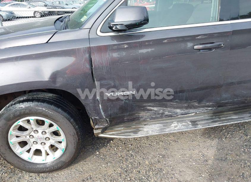 Photo 6 of 2015 Gmc Yukon SLE (VIN 1GKS2AKC9FR668999)