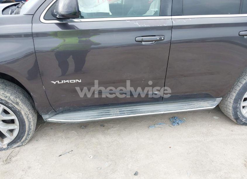 Photo 6 of 2015 Gmc Yukon SLT (VIN 1GKS2BKC3FR113911)