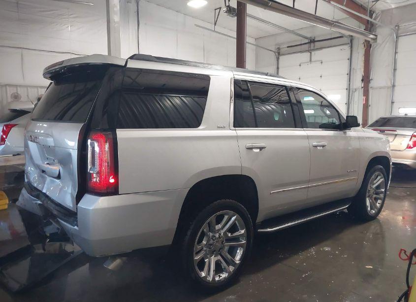 Photo 14 of 2019 Gmc Yukon SLT (VIN 1GKS2BKC4KR103415)