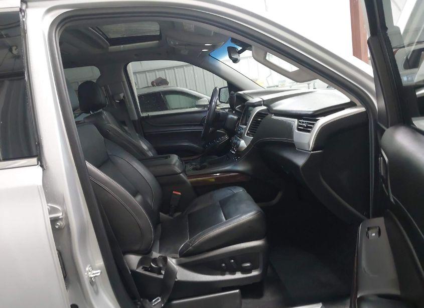 Photo 5 of 2019 Gmc Yukon SLT (VIN 1GKS2BKC4KR103415)