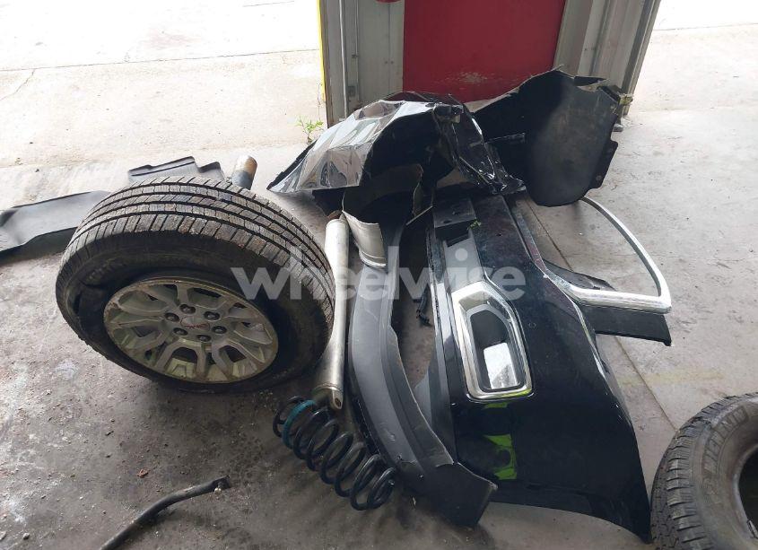 Photo 11 of 2019 Gmc Yukon SLT (VIN 1GKS2BKC6KR313062)