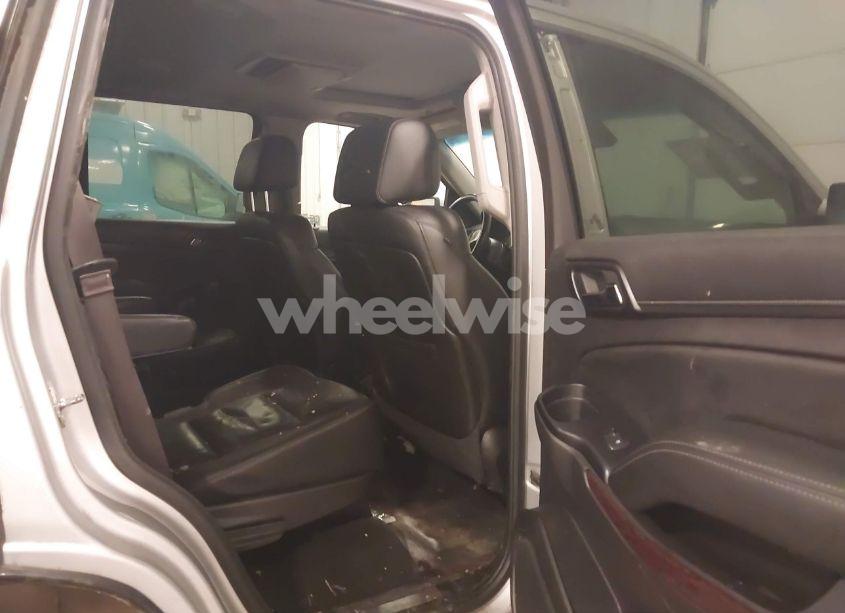 Photo 8 of 2015 Gmc Yukon SLT (VIN 1GKS2BKC7FR520274)