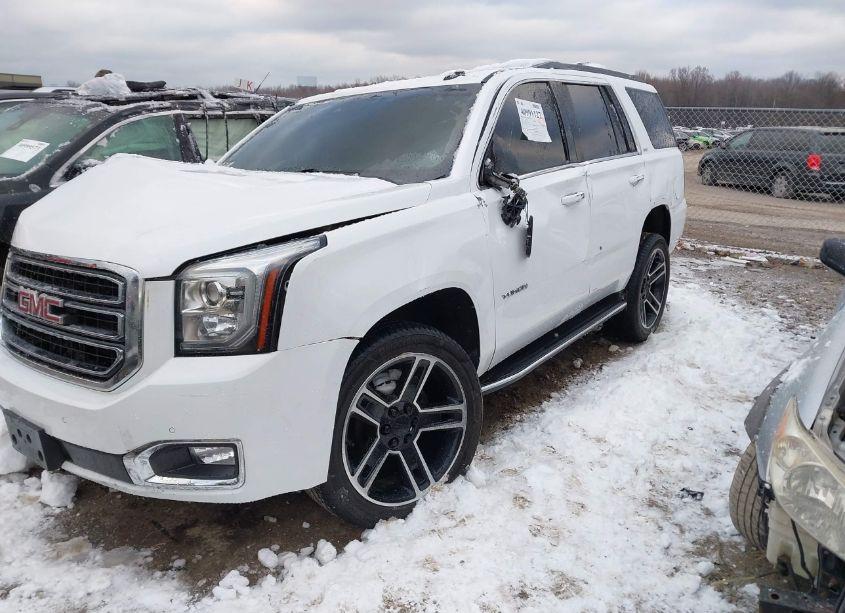 Photo 2 of 2019 Gmc Yukon SLT (VIN 1GKS2BKCXKR401970)