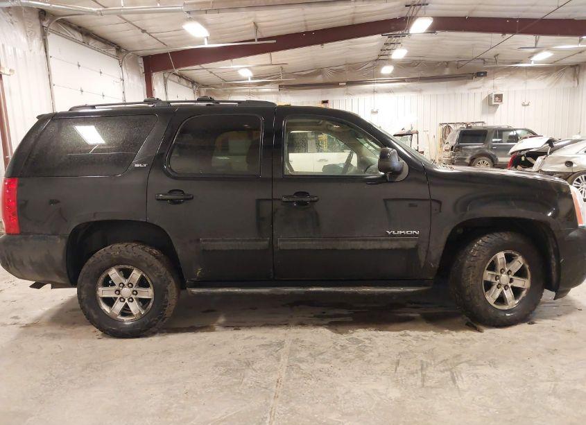 Photo 13 of 2011 Gmc Yukon SLT (VIN 1GKS2CE01BR238357)