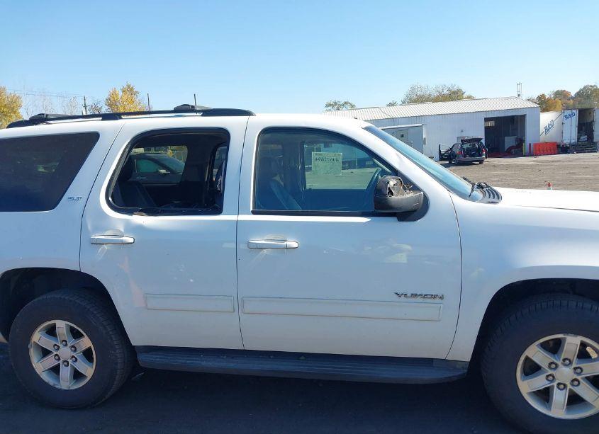 Photo 13 of 2011 Gmc Yukon SLT (VIN 1GKS2CE02BR293805)