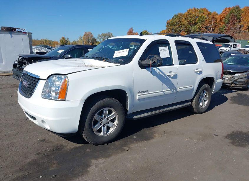 Photo 2 of 2011 Gmc Yukon SLT (VIN 1GKS2CE02BR293805)