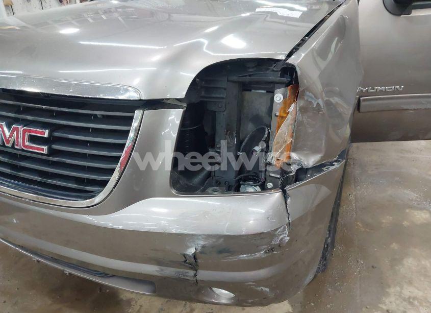 Photo 6 of 2011 Gmc Yukon SLT (VIN 1GKS2CE02BR336524)