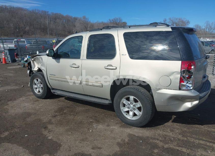 Photo 3 of 2011 Gmc Yukon SLT (VIN 1GKS2CE03BR154461)