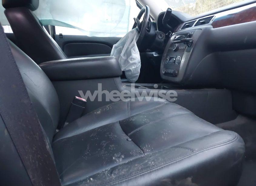 Photo 5 of 2011 Gmc Yukon SLT (VIN 1GKS2CE03BR246363)