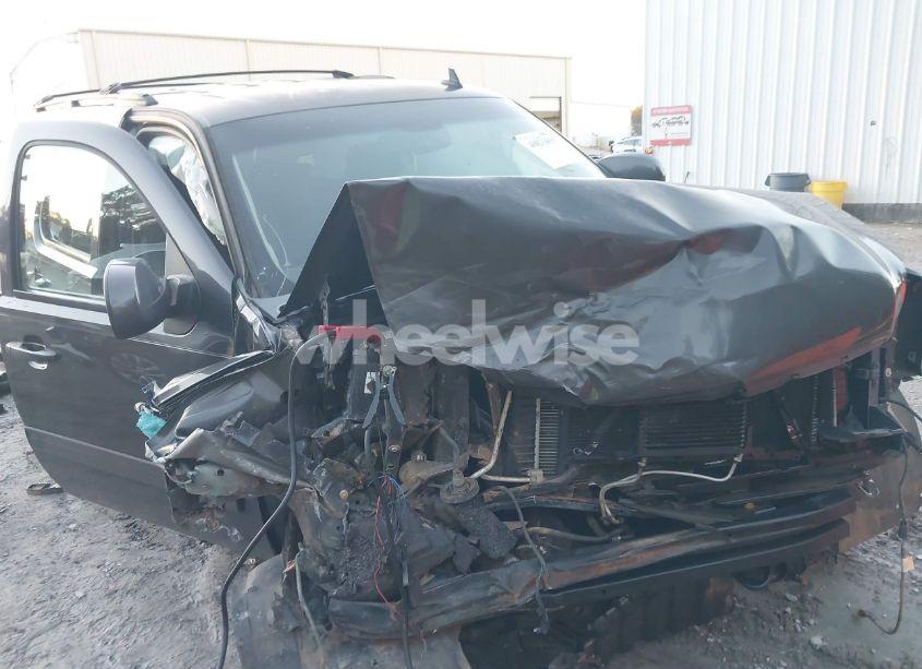 Photo 6 of 2011 Gmc Yukon SLT (VIN 1GKS2CE03BR246363)