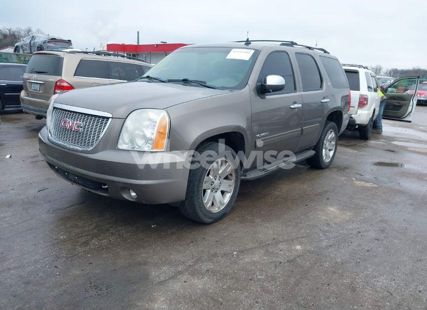 Photo 2 of 2011 Gmc Yukon SLT (VIN 1GKS2CE05BR240869)
