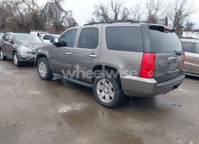 Photo 3 of 2011 Gmc Yukon SLT (VIN 1GKS2CE05BR240869)