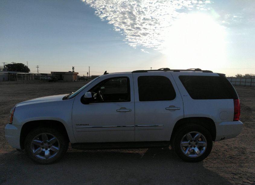 Photo 14 of 2011 Gmc Yukon SLT (VIN 1GKS2CE05BR339661)