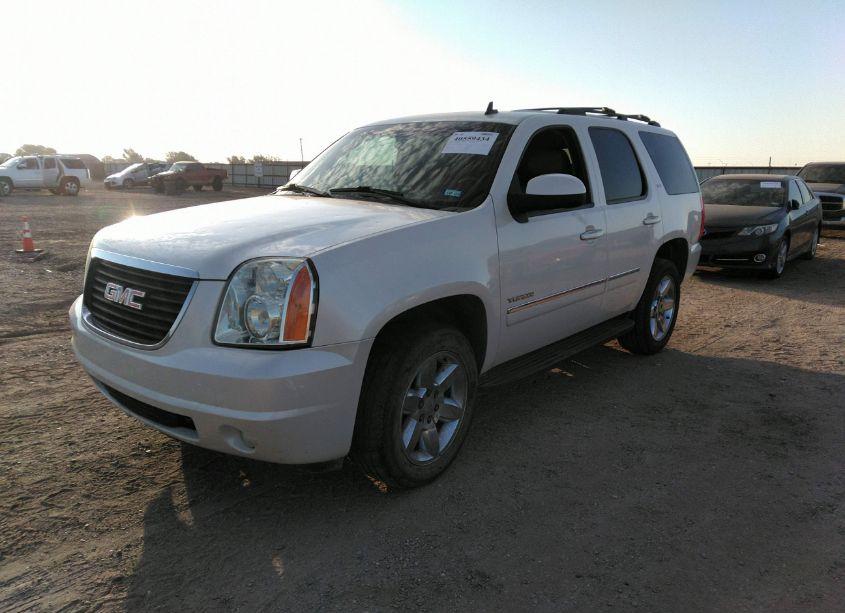 Photo 2 of 2011 Gmc Yukon SLT (VIN 1GKS2CE05BR339661)
