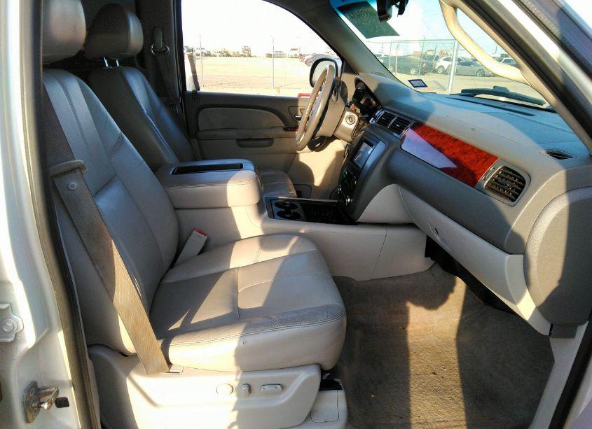 Photo 5 of 2011 Gmc Yukon SLT (VIN 1GKS2CE05BR339661)