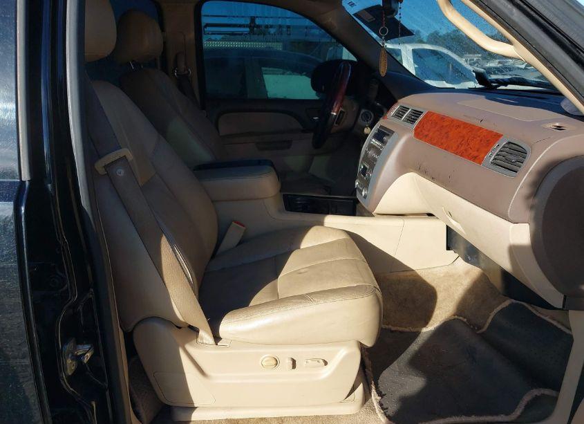 Photo 5 of 2011 Gmc Yukon SLT (VIN 1GKS2CE05BR345055)