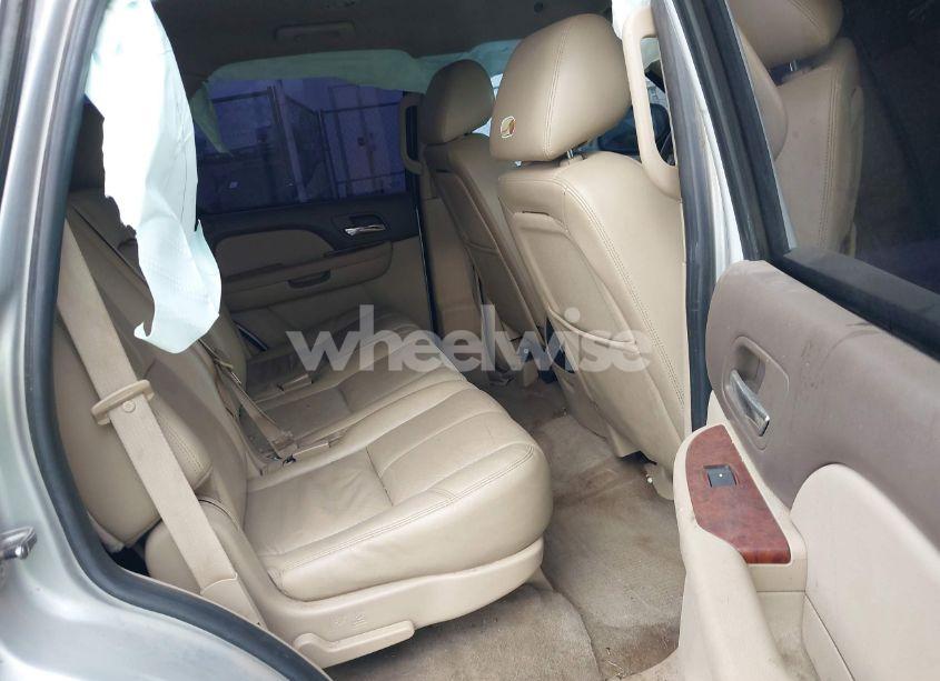 Photo 8 of 2011 Gmc Yukon SLT (VIN 1GKS2CE09BR276144)