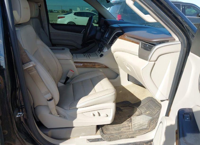 Photo 2 of 2016 Gmc Yukon DENALI (VIN 1GKS2CKJ0GR111071)