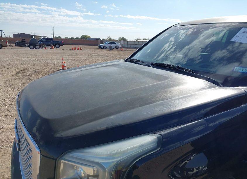 Photo 3 of 2016 Gmc Yukon DENALI (VIN 1GKS2CKJ0GR111071)