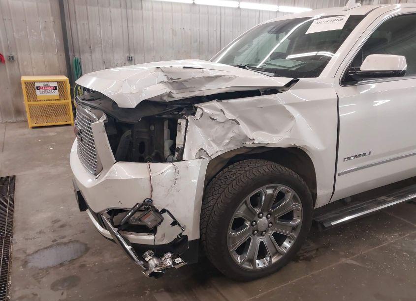 Photo 6 of 2016 Gmc Yukon DENALI (VIN 1GKS2CKJ2GR173720)