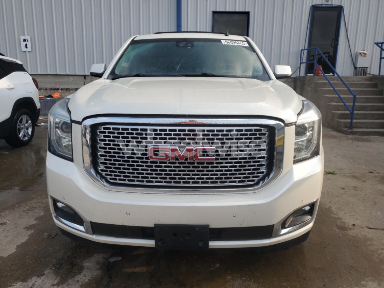 Photo 5 of 2015 GMC YUKON DENALI (VIN 1GKS2CKJ4FR302636)