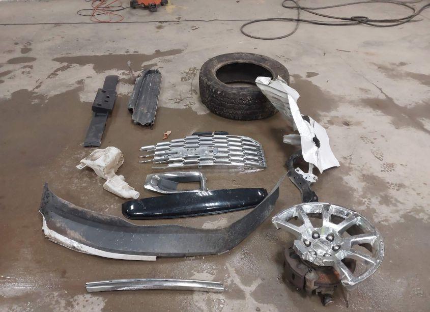 Photo 12 of 2018 Gmc Yukon DENALI (VIN 1GKS2CKJ4JR403510)