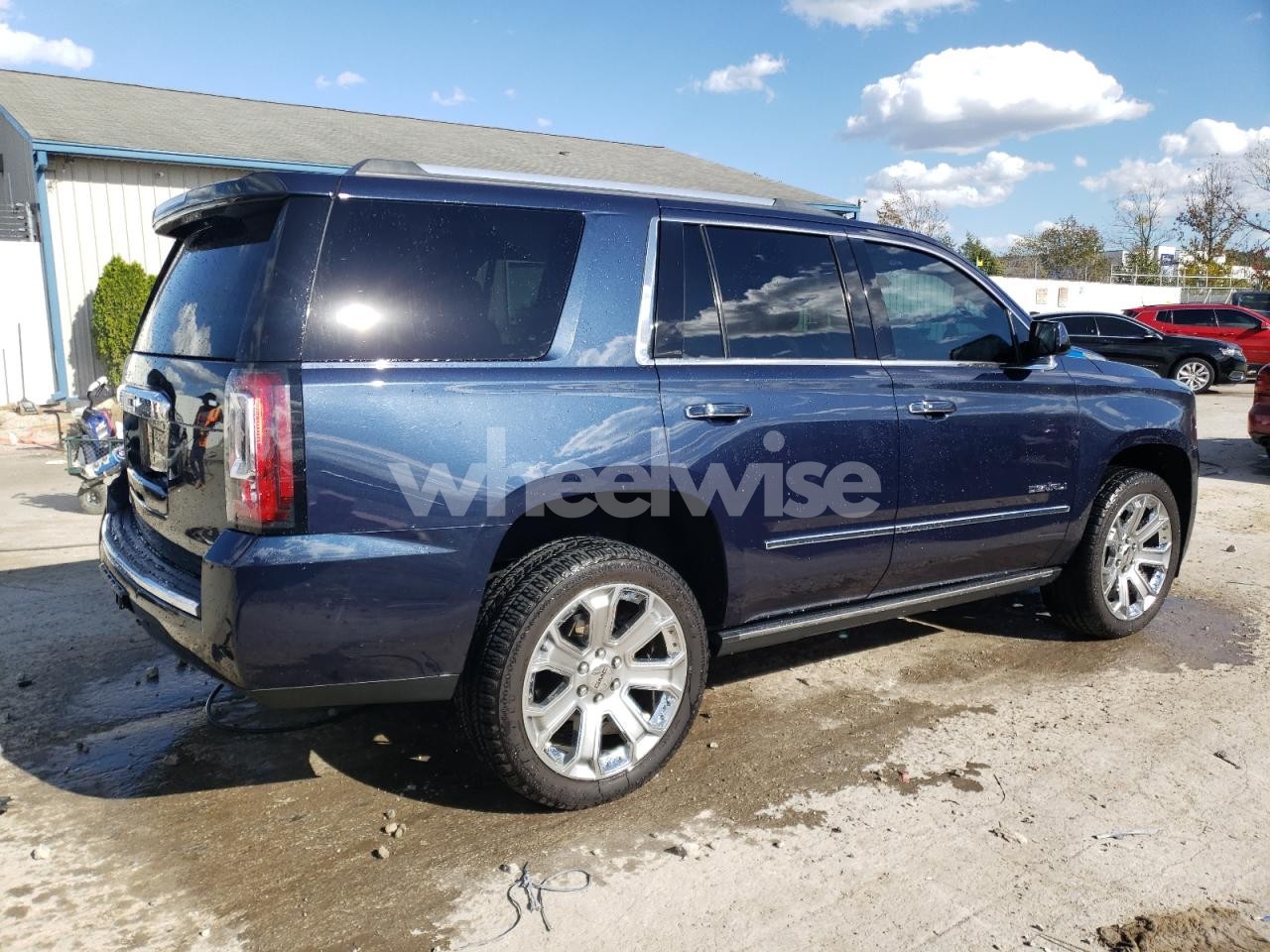 Photo 3 of 2018 GMC YUKON DENALI (VIN 1GKS2CKJ6JR249477)