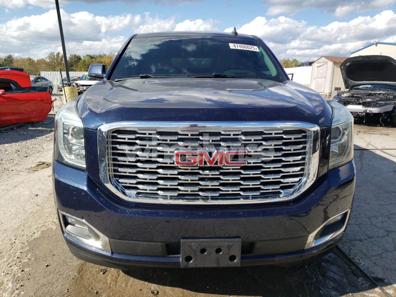 Photo 5 of 2018 GMC YUKON DENALI (VIN 1GKS2CKJ6JR249477)