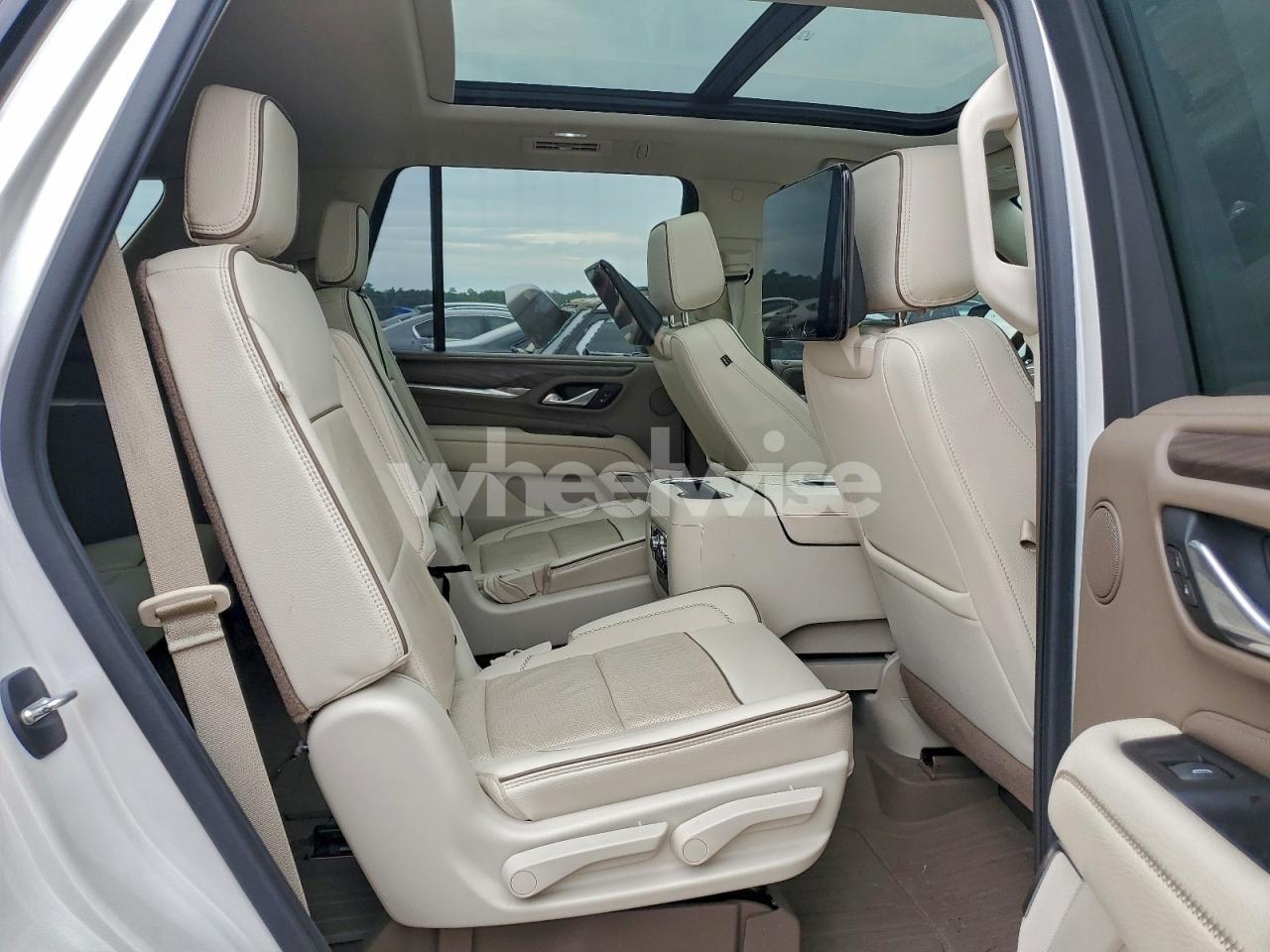 Photo 11 of 2021 GMC YUKON DENALI (VIN 1GKS2DKL6MR246882)