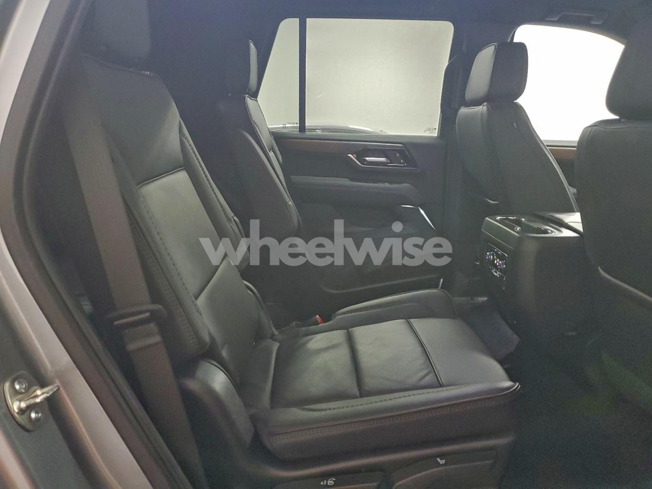 Photo 11 of 2025 GMC YUKON DENALI (VIN 1GKS2DRL8SR246014)