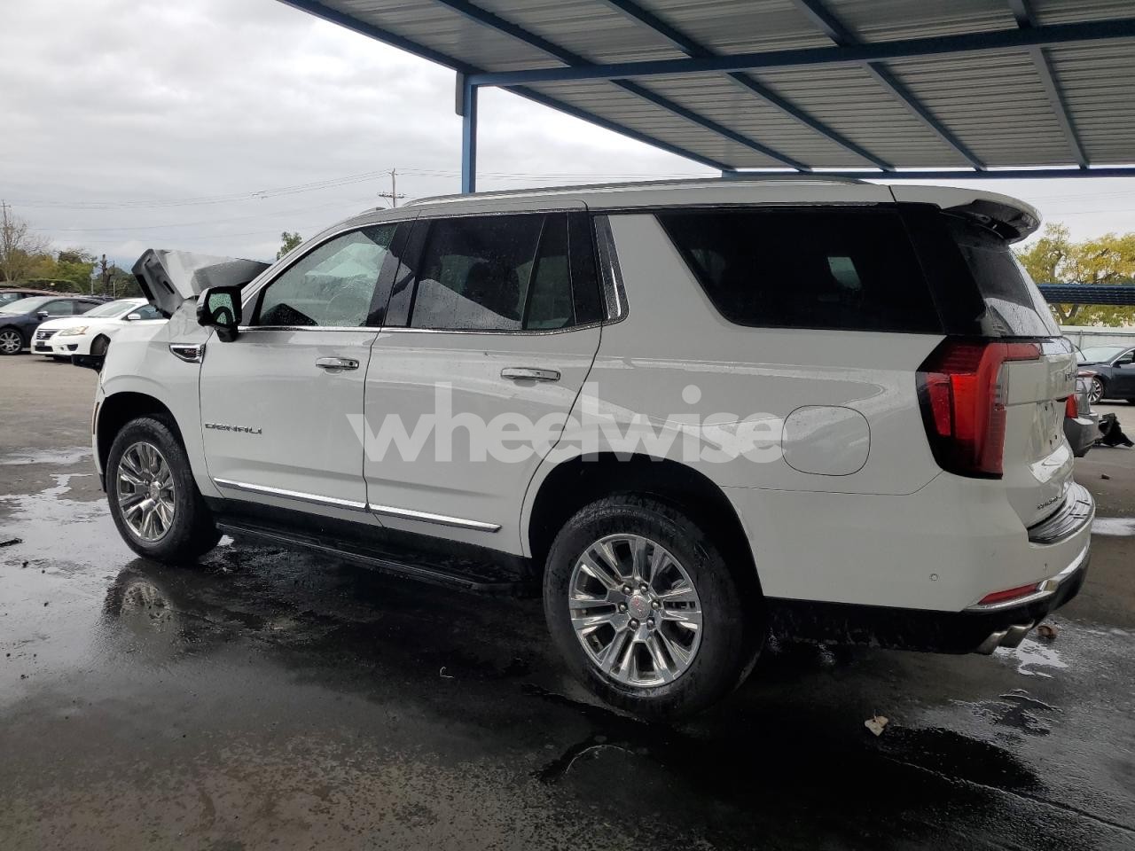 Photo 2 of 2025 GMC YUKON DENALI (VIN 1GKS2DRL9SR322887)