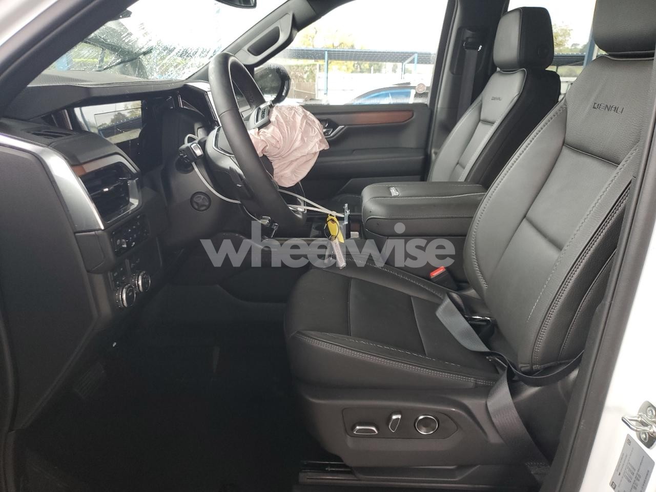 Photo 7 of 2025 GMC YUKON DENALI (VIN 1GKS2DRL9SR322887)