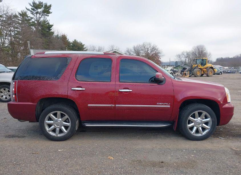 Photo 14 of 2011 Gmc Yukon DENALI (VIN 1GKS2EEF2BR245379)