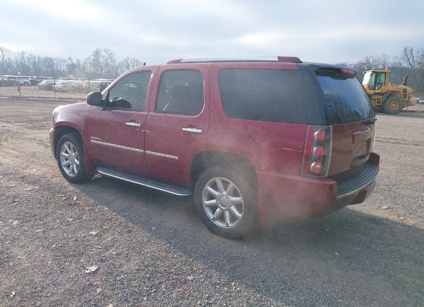 Photo 3 of 2011 Gmc Yukon DENALI (VIN 1GKS2EEF2BR245379)