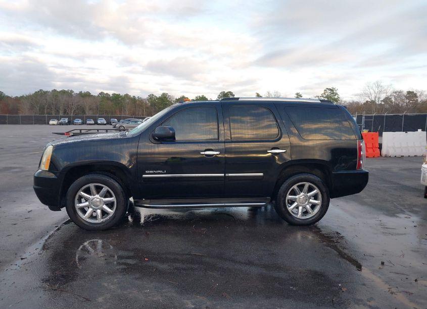 Photo 14 of 2011 Gmc Yukon DENALI (VIN 1GKS2EEF2BR295621)